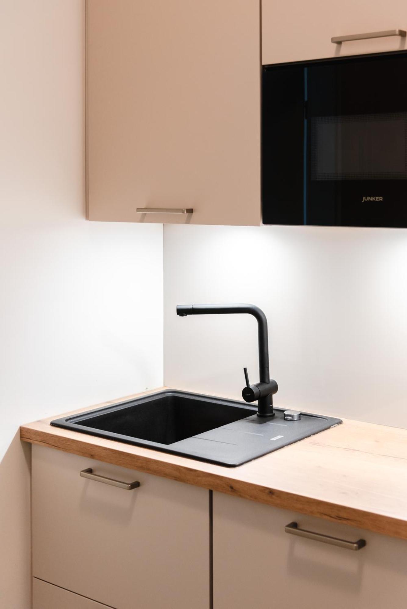 Exklusive Luxus-Unterkunft In Berlin Mitte: 2 Apartments, 130M², Designer-Moebel, Co2 Neutrale Reinigung Dış mekan fotoğraf