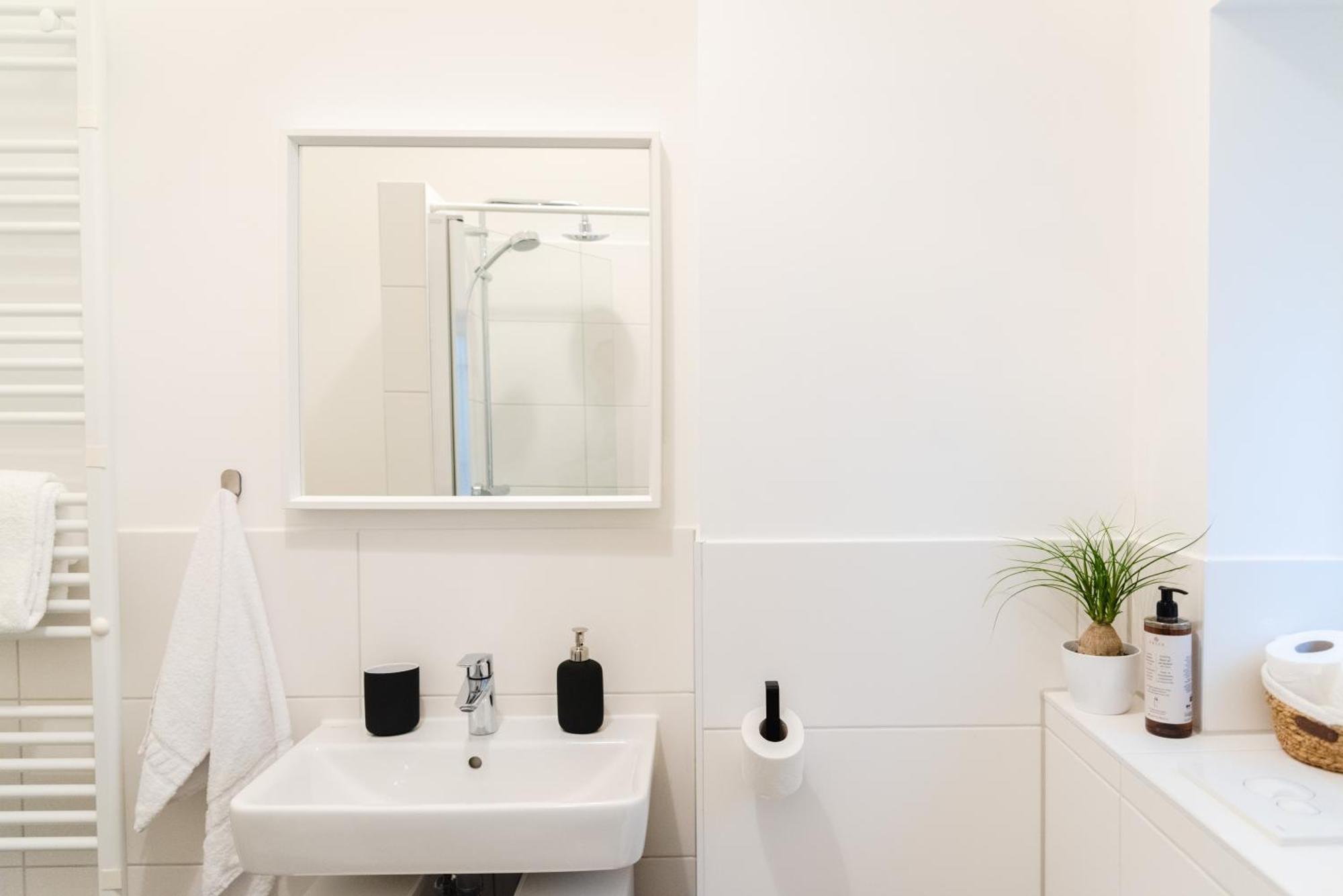 Exklusive Luxus-Unterkunft In Berlin Mitte: 2 Apartments, 130M², Designer-Moebel, Co2 Neutrale Reinigung Dış mekan fotoğraf